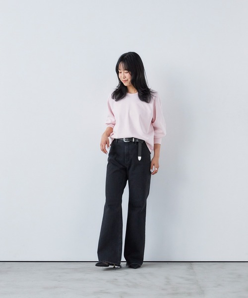 YANUK(ヤヌーク)の「フレア"CLAIRE"(デニムパンツ・レディース・ブラック・23inch/22inch/25inch/24inch/27inch/26inch)」の2枚目の写真