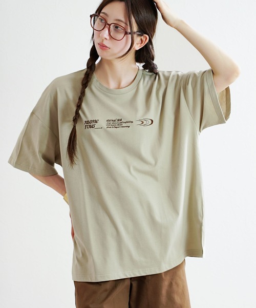 e-zakkamania stores（イーザッカマニアストアーズ）の「アソートロゴ＆マーク刺繍 BIGTシャツ（Tシャツ/カットソー・レディース・ネイビー/グレイッシュベージュ/オートミール・フリー）」の17枚目の写真