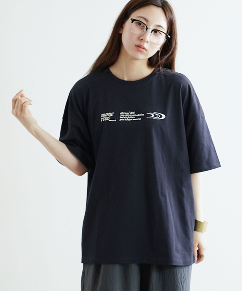 e-zakkamania stores（イーザッカマニアストアーズ）の「アソートロゴ＆マーク刺繍 BIGTシャツ（Tシャツ/カットソー・レディース・ネイビー/グレイッシュベージュ/オートミール・フリー）」の12枚目の写真