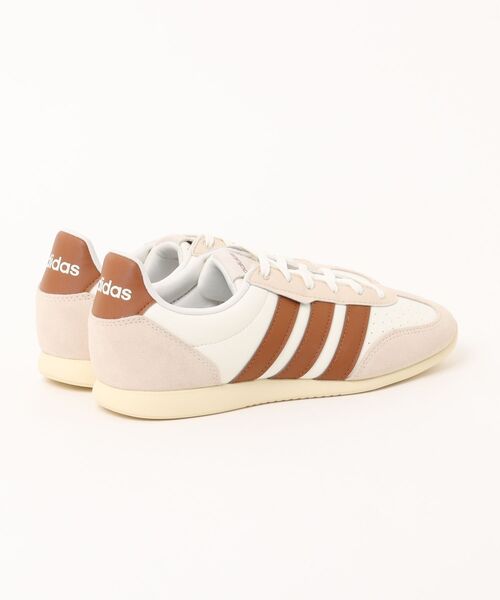 adidas（アディダス）の「【adidas】BARREDA LO（スニーカー・レディース・オフホワイト・25.0cm/24.5cm/24.0cm/23.5cm/23.0cm）」の3枚目の写真