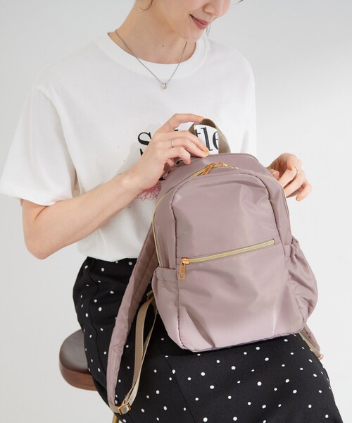 SHOO・LA・RUE(シューラルー)の「【撥水】フロントファスナーミニリュック(バックパック/リュック・レディース・ダークグレー/ピンク系/ブラック・00)」の3枚目の写真