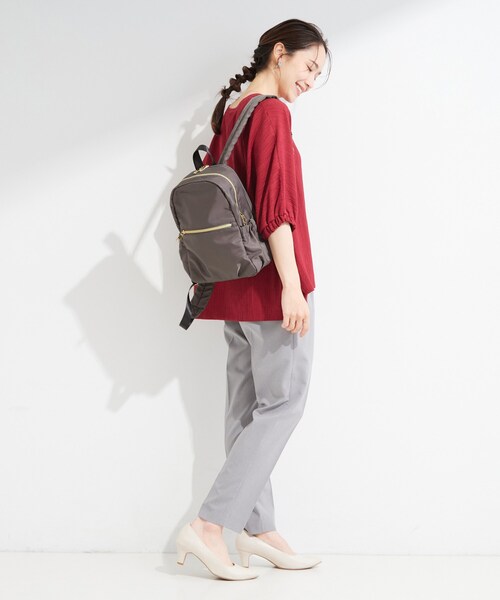SHOO・LA・RUE(シューラルー)の「【撥水】フロントファスナーミニリュック(バックパック/リュック・レディース・ダークグレー/ピンク系/ブラック・00)」の5枚目の写真