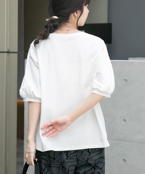 ITEMS URBANRESEARCH(アイテムズ アーバンリサーチ)の「袖デザインカットソー(Tシャツ/カットソー・レディース・ブラウン/ホワイト/ブラック/ライトブルー・FREE)」の17枚目の写真