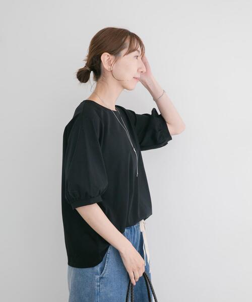 ITEMS URBANRESEARCH(アイテムズ アーバンリサーチ)の「袖デザインカットソー(Tシャツ/カットソー・レディース・ブラウン/ホワイト/ブラック/ライトブルー・FREE)」の17枚目の写真