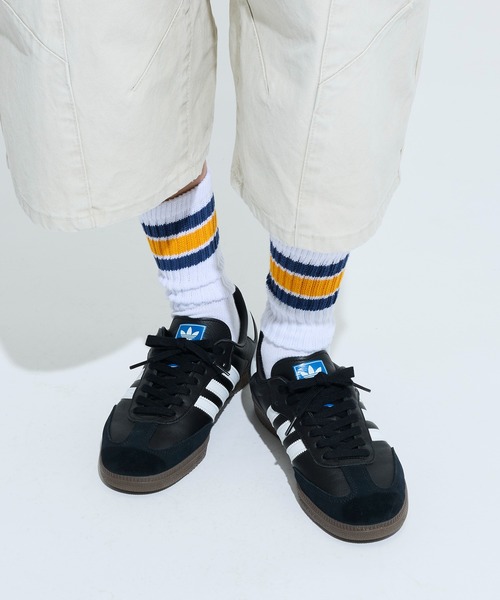 adidas(アディダス)の「サンバ OG / SAMBA OG / アディダスオリジナルス adidas Originals スニーカー(スニーカー・レディース・ブラック×ホワイト・22.5cm/31cm/24.5cm/24.0cm/23.5cm/28.0cm/32cm/28.5cm/29.0cm/22.0cm/23.0cm/27.5cm/27.0cm/26.5cm/29.5cm/30.0cm/30.5cm/25.5cm/26.0cm/25.0cm)」の2枚目の写真