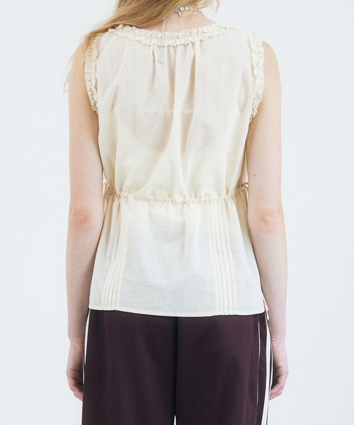 LE CIEL BLEU(ルシェルブルー)の「フリルブラウス / Frill Blouse(シャツ/ブラウス・レディース・ブラック/ホワイト・36)」の9枚目の写真