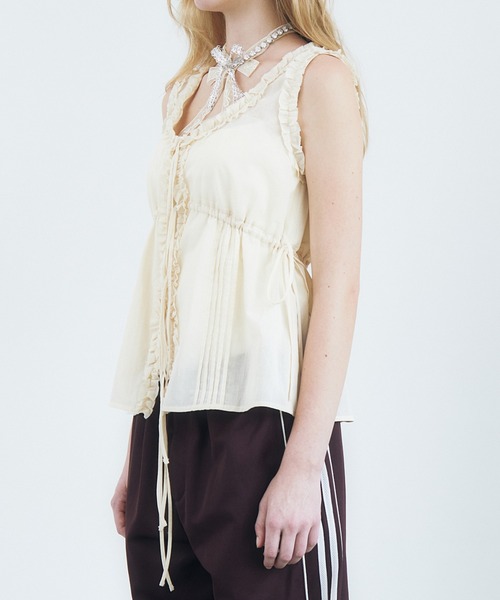 LE CIEL BLEU(ルシェルブルー)の「フリルブラウス / Frill Blouse(シャツ/ブラウス・レディース・ブラック/ホワイト・36)」の6枚目の写真