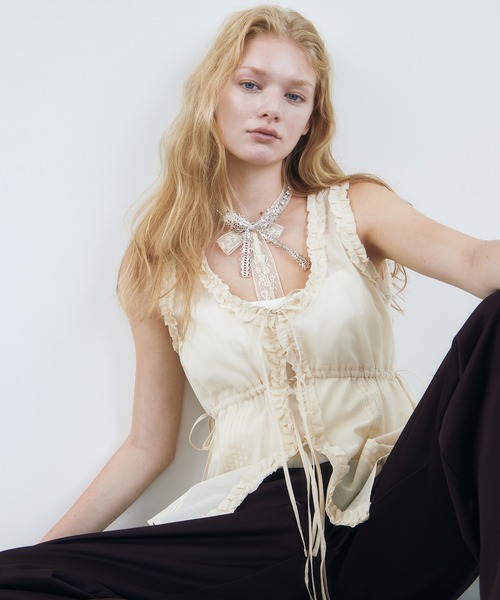 LE CIEL BLEU(ルシェルブルー)の「フリルブラウス / Frill Blouse(シャツ/ブラウス・レディース・ブラック/ホワイト・36)」の3枚目の写真