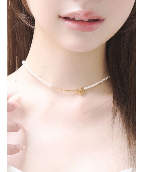 EATME(イートミー)の「ハートモチーフフェイクパールネックレス(ネックレス・レディース・ゴールド・FREE)」の1枚目の写真