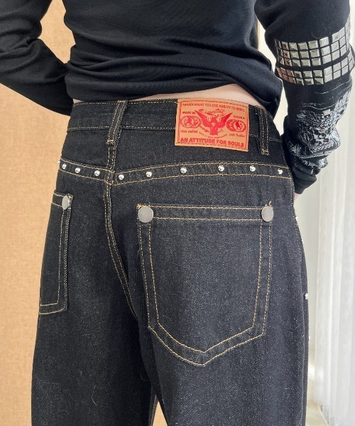 CHUN CHUN NOTES（チュンチュンノーツ）の「26AW/スタッズデザイン ワイドデニムパンツ（デニムパンツ・レディース・ネイビー/ブラック・M/S/L）」の11枚目の写真