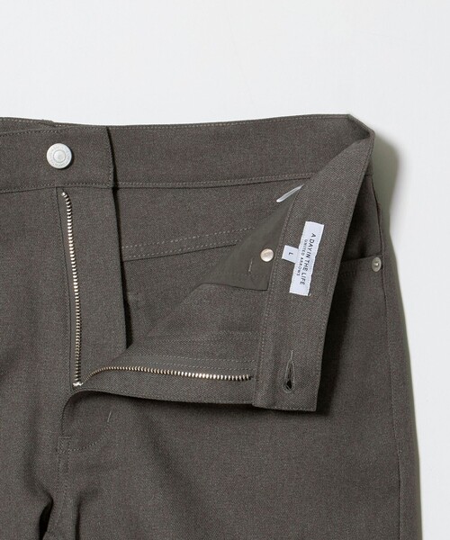 A DAY IN THE LIFE UNITED ARROWS(アデイインザライフユナイテッドアローズ)の「5ポケット スリムパンツ-ストレッチ-<A DAY IN THE LIFE>(その他パンツ・メンズ・ブラック/ダークグレー/ベージュ・S/L/XL/M)」の16枚目の写真