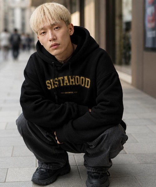 Burner(バーナー)の「【Cr+ov(クローヴ)】ロゴプリント ゆったりプルオーバーフーディー cro-hoodie-10-20【RBT】(パーカー・メンズ・ブラック系その他/ベージュ系その他/ブルー系その他/パープル/グレー/ブラック/ベージュ系その他3/グレー系その他3/グレー系その他2/グレー系その他/ピンク・FREE)」の2枚目の写真