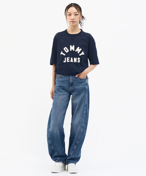 tommy jeans（トミー ジーンズ）の「ユニセックス クラシックロゴ入りオーバーサイズTシャツ（Tシャツ/カットソー・メンズ・ネイビー/グリーン系その他4・LARGE/SMALL/MEDIUM）」の15枚目の写真