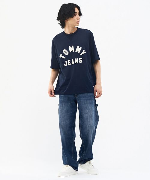 tommy jeans（トミー ジーンズ）の「ユニセックス クラシックロゴ入りオーバーサイズTシャツ（Tシャツ/カットソー・メンズ・ネイビー/グリーン系その他4・LARGE/SMALL/MEDIUM）」の16枚目の写真
