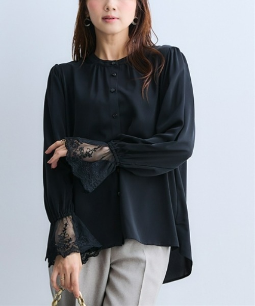7days Life Styling(セブンデイズライフスタイリング)の「袖口レースバンドカラーギャザーブラウス(シャツ/ブラウス・レディース・ブラック/オフホワイト・M/L/LL/3L)」の2枚目の写真