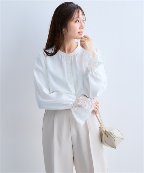 7days Life Styling(セブンデイズライフスタイリング)の「袖口レースバンドカラーギャザーブラウス(シャツ/ブラウス・レディース・ブラック/オフホワイト・M/L/LL/3L)」の3枚目の写真