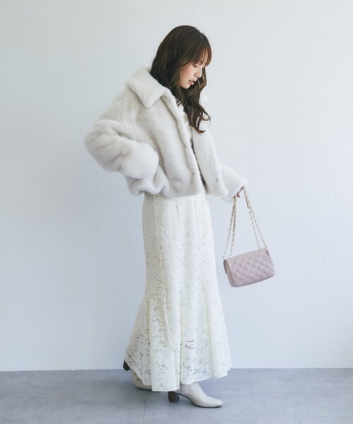 La boutique BonBon（ラブティックボンボン）の「Mink-like fauxfurコート（その他アウター・レディース・チャコールグレー/オフホワイト・FREE）」の7枚目の写真