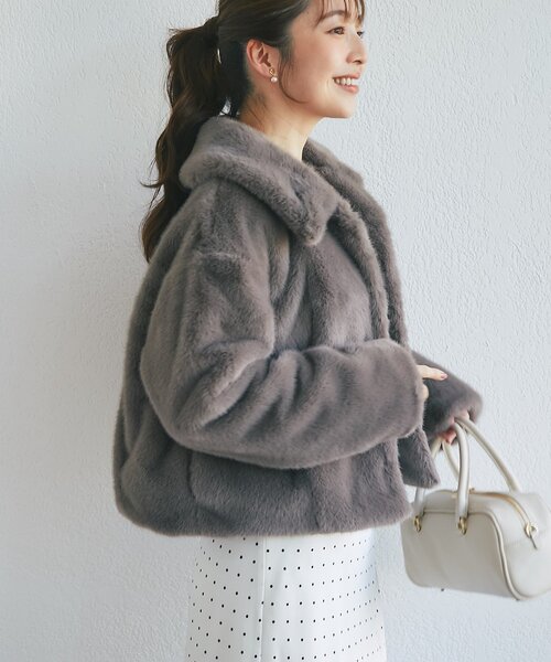 La boutique BonBon（ラブティックボンボン）の「Mink-like fauxfurコート（その他アウター・レディース・チャコールグレー/オフホワイト・FREE）」の15枚目の写真
