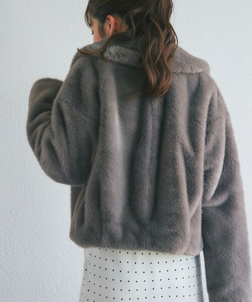 La boutique BonBon（ラブティックボンボン）の「Mink-like fauxfurコート（その他アウター・レディース・チャコールグレー/オフホワイト・FREE）」の16枚目の写真