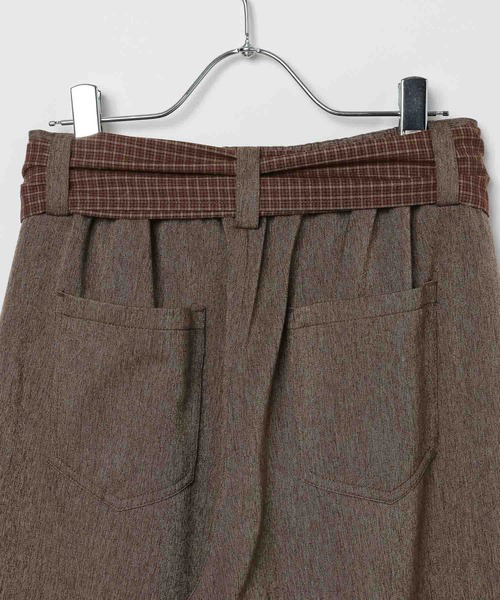 PBLIM(ページボーイリム)の「《UNISEX/セットアップ対応》タイスカーフツキスラックス(スラックス・レディース・チャコールグレー/ブラウン・MEDIUM/LARGE)」の7枚目の写真