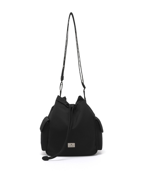 Snow Peak(スノーピーク)の「Snow Peak / SOFTWILL BUCKET BAG 7L ソフトウィル バケットバッグ 7L 海外限定(ショルダーバッグ・レディース・ブラック/ベージュ/ブラウン・ONE SIZE)」の4枚目の写真