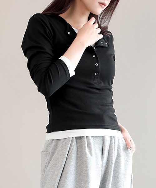 aimoha(アイモハ)の「aimoha/ヘンリーネックレイヤードトップス(Tシャツ/カットソー・レディース・グレー/ブラック・FREE)」の5枚目の写真