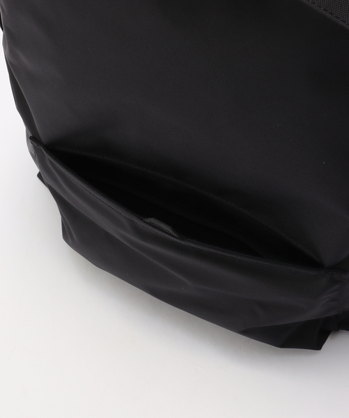 MONOLITH(モノリス)の「MONOLITH(モノリス)BACKPACK STANDARD SOLID M(バックパック/リュック・メンズ・ブラック・FREE)」の7枚目の写真