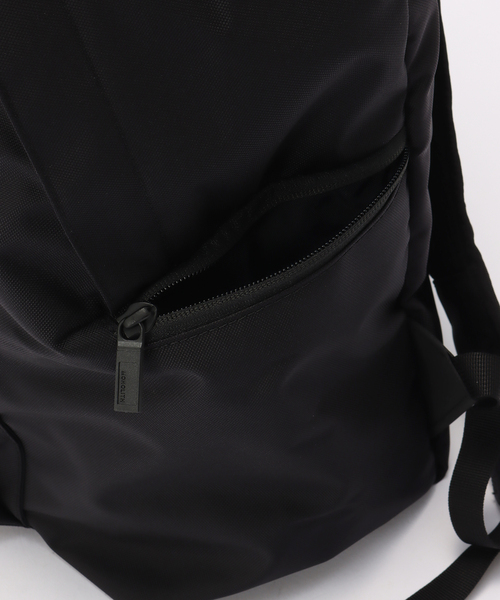 MONOLITH(モノリス)の「MONOLITH(モノリス)BACKPACK STANDARD SOLID M(バックパック/リュック・メンズ・ブラック・FREE)」の8枚目の写真