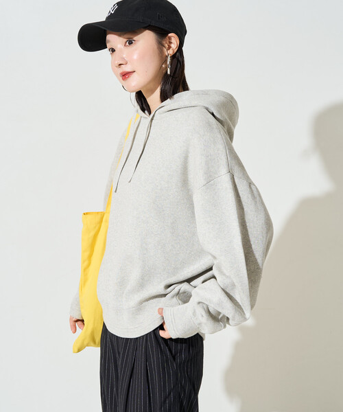 FREAK'S STORE(フリークスストア)の「限定展開 スウェットライク ニット フーディー(ニット/セーター・レディース・ブルー/ブラック/ネイビー/ライトグレー/ブラウン/レッド/オフホワイト・フリ-)」の9枚目の写真