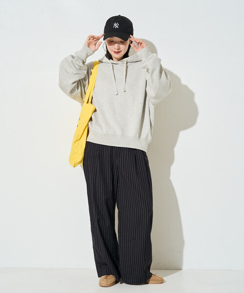 FREAK'S STORE(フリークスストア)の「限定展開 スウェットライク ニット フーディー(ニット/セーター・レディース・ブルー/ブラック/ネイビー/ライトグレー/ブラウン/レッド/オフホワイト・フリ-)」の14枚目の写真