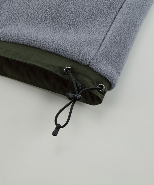 Ol' Basics（オールベーシックス）の「Ol' Basics（オール・ベーシックス） トラックジャケット リバーシブル 2WAY U.S.ARMY ロゴプリント ナイロン フリース トレーニングジャケット ナイロンジャケット ウインドブレーカー フリースジャケット アウター アメカジ ミリタリー メンズ レディース ユニセックス（ブルゾン・メンズ・ダークオリーブ/ネイビー/ブラウン/ブラック・M/L/XL）」の16枚目の写真