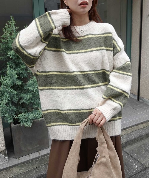 CORNERS(コーナーズ)の「ボーダークルーネックニットトップス(Tシャツ/カットソー・レディース・グレー/アイボリー/ボルドー/ブラウン/ネイビー・M)」の2枚目の写真