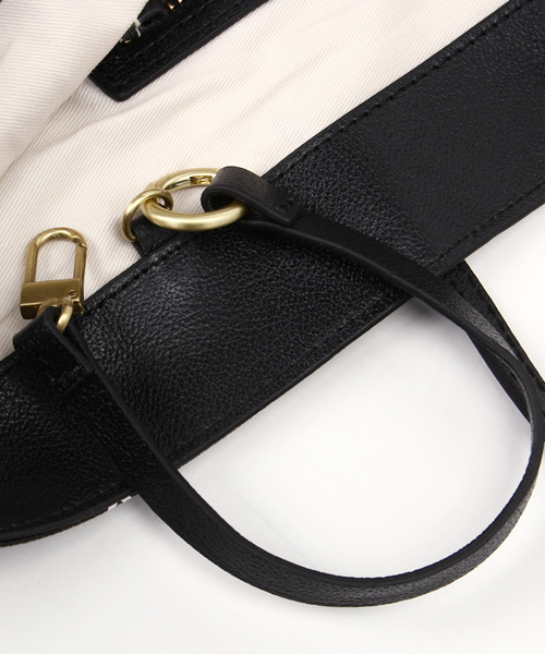 BY MALENE BIRGER(バイマレーネビルガー)の「UR BY MALENE BIRGER GRINEEH AR(トートバッグ・レディース・ブラック/カーキ・ONE)」の11枚目の写真