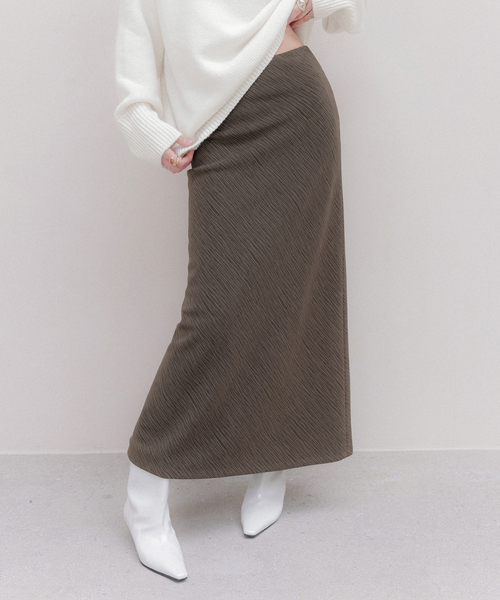 MEMUA(メムア)の「VELUA マキシラインスカート(ウッドブラウン)(スカート・レディース・ブラウン/ブラック・SMALL/MEDIUM/LARGE)」の1枚目の写真
