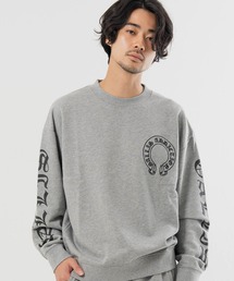 GALLIS ADDICTION（ガリスアディクション）の「GA Cross 刺繍-Print Crew（スウェット）」