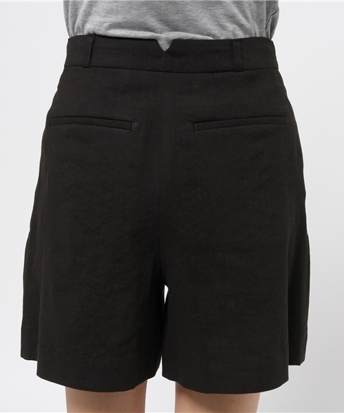 Spick & Span(スピックアンドスパン)の「マーベルト ショートパンツ◆(その他パンツ・レディース・ベージュ/ブラック・36/38)」の11枚目の写真