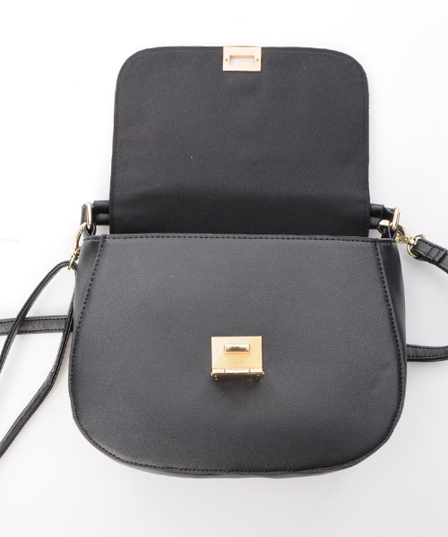 Luz Llena (philter)（ラズレナ　フィルター）の「[2WAY]ゴールドメタル・ラウンド型ミニハンドバッグ（ショルダーバッグ・レディース・アイボリー/ブラック/キャメル・ﾌﾘ-）」の4枚目の写真