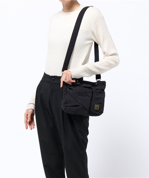 Sunny clouds（サニークラウズ）の「とっておきのサニークラウズ　庭師のウエストバッグ（ボディバッグ/ウエストポーチ・レディース・スミクロ・ONE SIZE）」の8枚目の写真