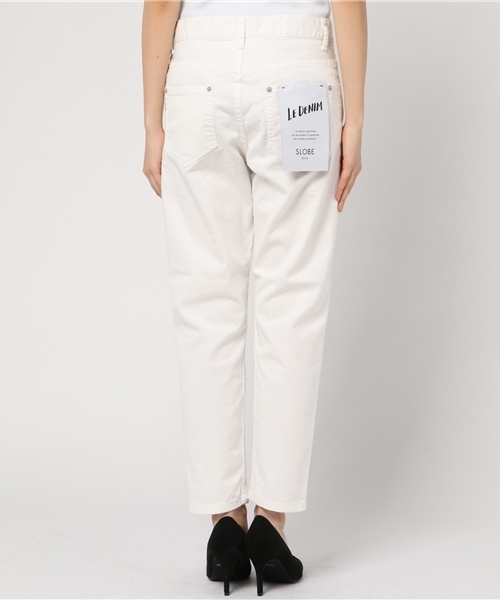 SLOBE IENA（スローブイエナ）の「LE DENIM テーパードデニムパンツ◆（デニムパンツ・レディース・ホワイト/ネイビー/ブルー系その他・36/34/38/40）」の9枚目の写真