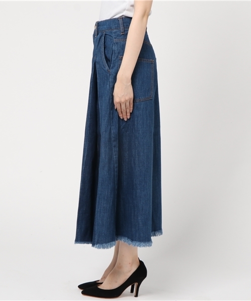 GeeRA(ジーラ)の「タックデザインデニムワイドパンツ(デニムパンツ・レディース・ブルー/サックスブルー/インディゴブルー・67/61/64/70)」の5枚目の写真