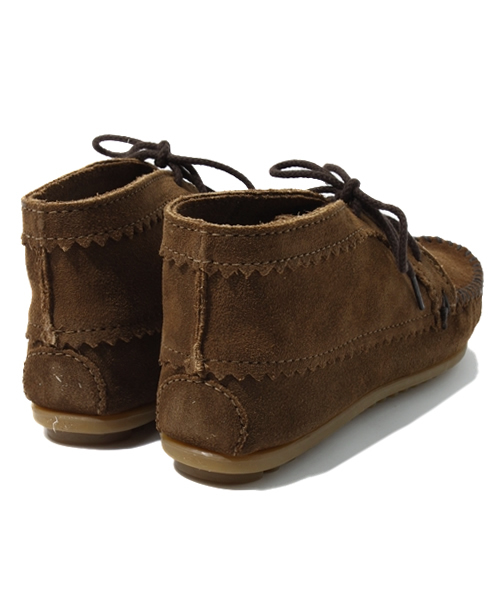 Minnetonka(ミネトンカ)の「MINNETONKA:アンクルカット ブーツ(ブーツ・レディース・ブラウン/ダークブラウン/ブラック・36/37/38)」の9枚目の写真