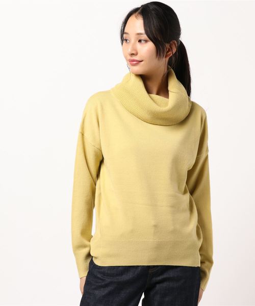 YECCA VECCA（イェッカヴェッカ）の「・オフタートルニットプルオーバー（ニット/セーター・レディース・ブラック/イエロー/アイボリー/ライトパープル・FREE）」の4枚目の写真