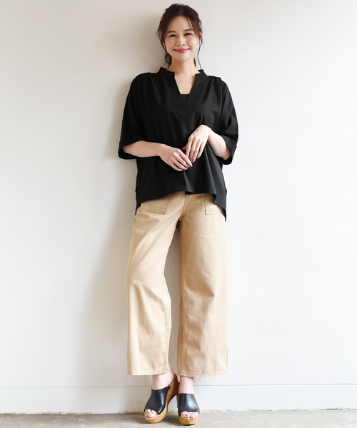 Luz Llena(ラズレナ)の「厚手ジョーゼット5分袖スキッパーシャツ(シャツ/ブラウス・レディース・オフホワイト/ブラック/モカ・MEDIUM)」の14枚目の写真