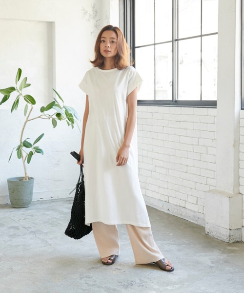 KOBE LETTUCE(コウベレタス)の「トングフラットサンダル(サンダル・レディース・パイソン/ベージュ/ブラック/ダークブラウン/ホワイト/ブラウン系その他・M/S/LL/L)」の8枚目の写真