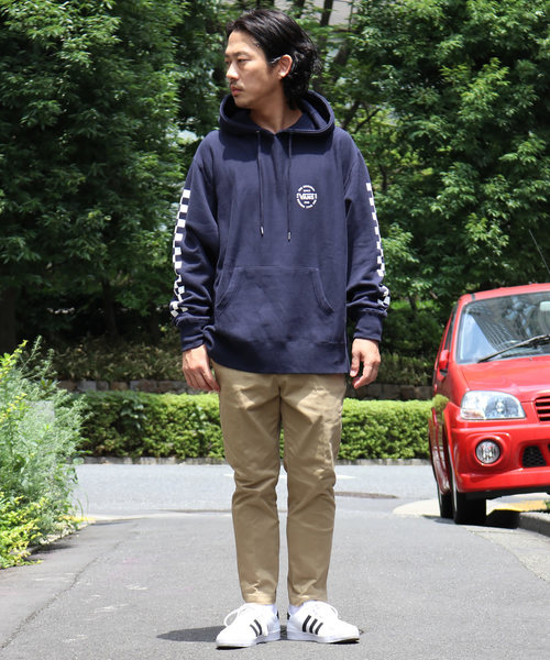 VANS(バンズ)の「VANS/ヴァンズ Checker Pull Over Hoodie(パーカー・メンズ・ネイビー/ブラック/グレー・M/L/XL)」の13枚目の写真