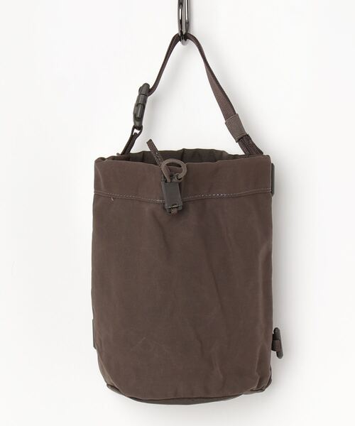 FJALL RAVEN (フェールラーベン)の「Singi Gear Holder (FJALLRAVEN/フェールラーベン)(バックパック/リュック・メンズ・ダークオリーブ/サンドベージュ・ONE SIZE)」の6枚目の写真
