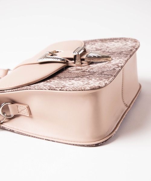 WEGO（ウィゴー）の「WEGO/ウエスタンバックルショルダーバッグ（ショルダーバッグ・レディース・ブラック/その他1・FREE）」の7枚目の写真