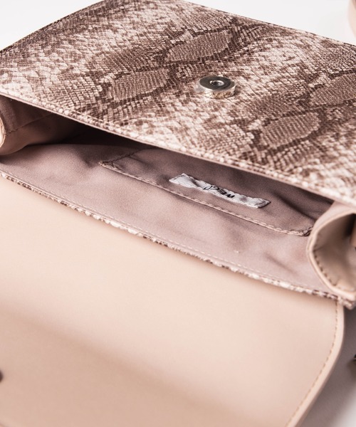 WEGO（ウィゴー）の「WEGO/ウエスタンバックルショルダーバッグ（ショルダーバッグ・レディース・ブラック/その他1・FREE）」の4枚目の写真