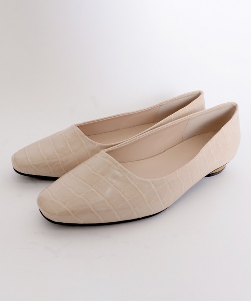 archives（アルシーヴ）の「クロコ調スクエアパンプス（パンプス・レディース・ブラック/ベージュ/ブラウン・MEDIUM/LARGE）」の8枚目の写真