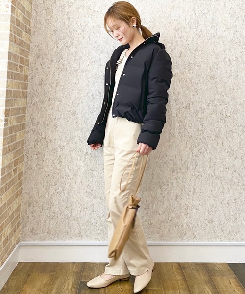 archives（アルシーヴ）の「クロコ調スクエアパンプス（パンプス・レディース・ブラック/ベージュ/ブラウン・MEDIUM/LARGE）」の5枚目の写真